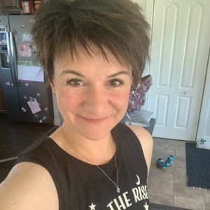 Meet your Posher, Diana